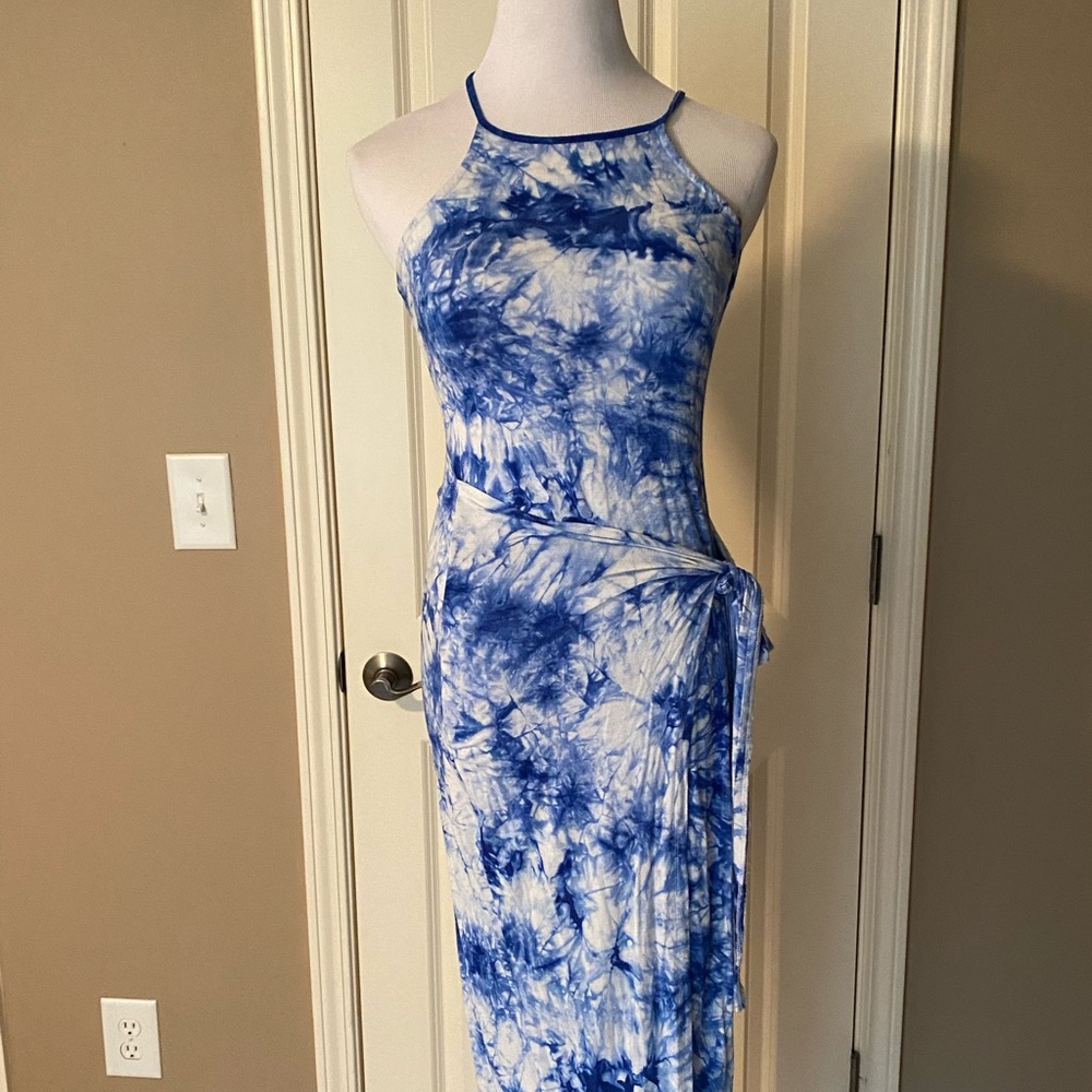 Tie dye midi dress from Misguided